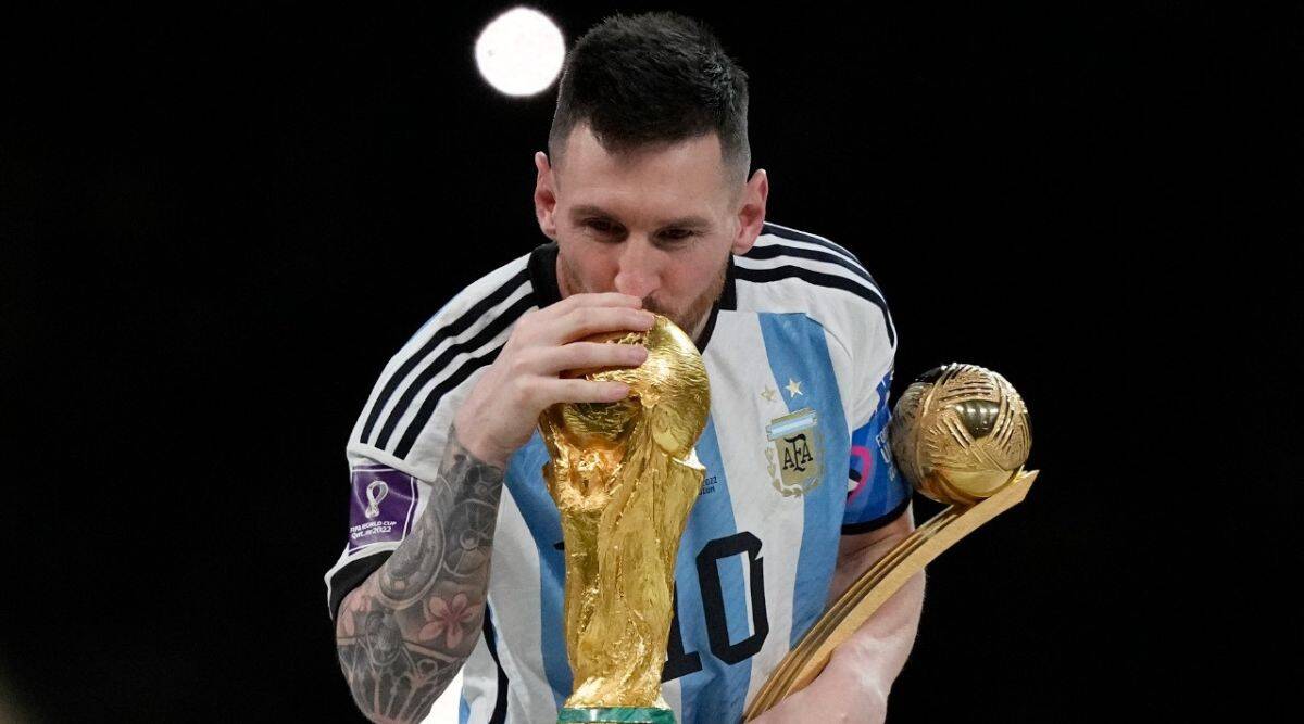 FIFA World Cup 2022 Final | Argentina vs France | Messi Hold the Trophy